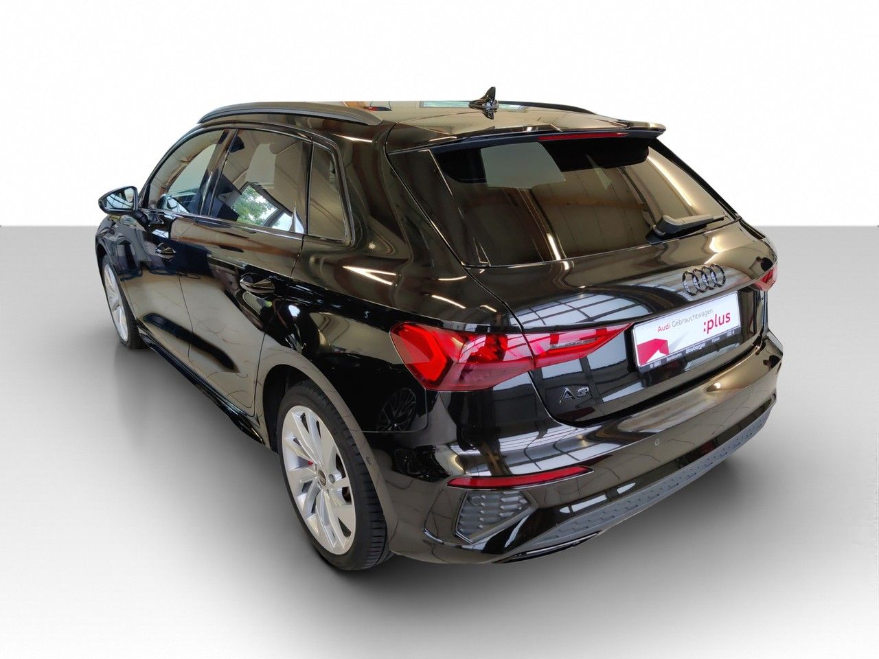 Audi A3 Sportback 45 TFSI e S tronic S line, Matrix