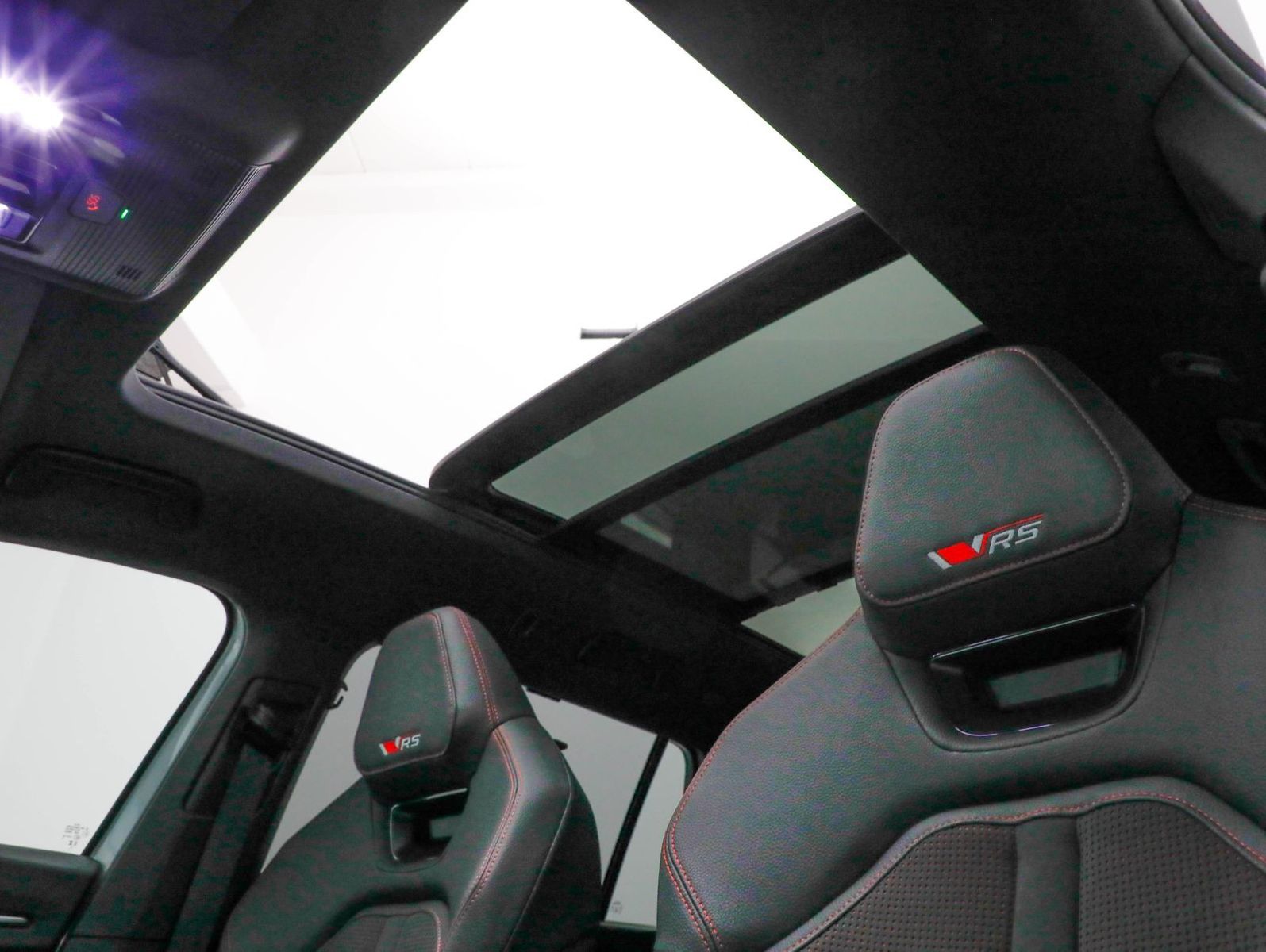 Skoda Kodiaq RS 2.0 TSI 4x4 DSG AHK ACC 360° Matrix