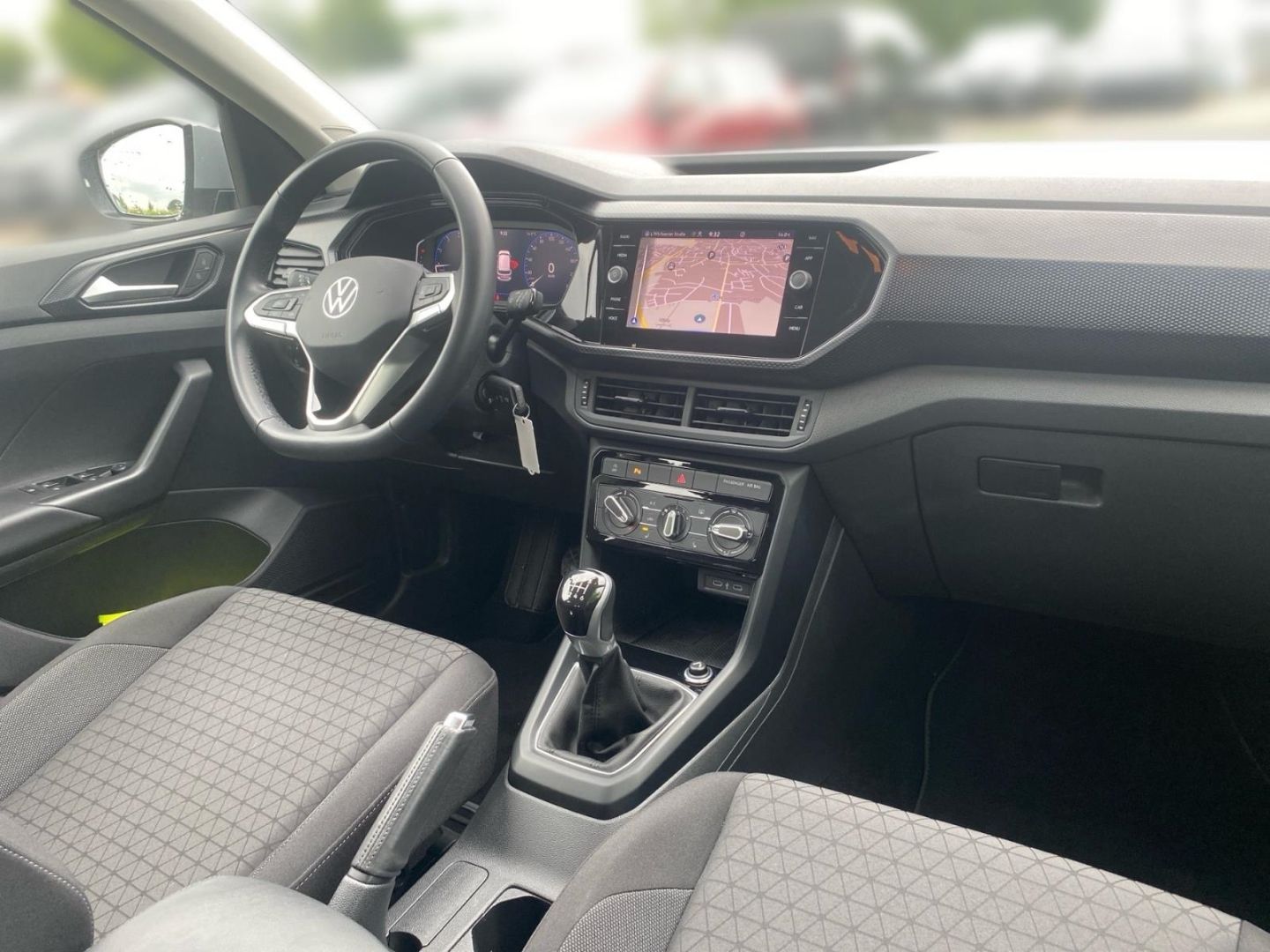 Volkswagen T-Cross 1.0 TSI Life - Samsaru's Car Outlet