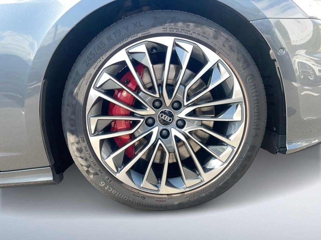 Audi A6 Avant 55 TFSI e quattro S Line - Samsaru's Car Outlet