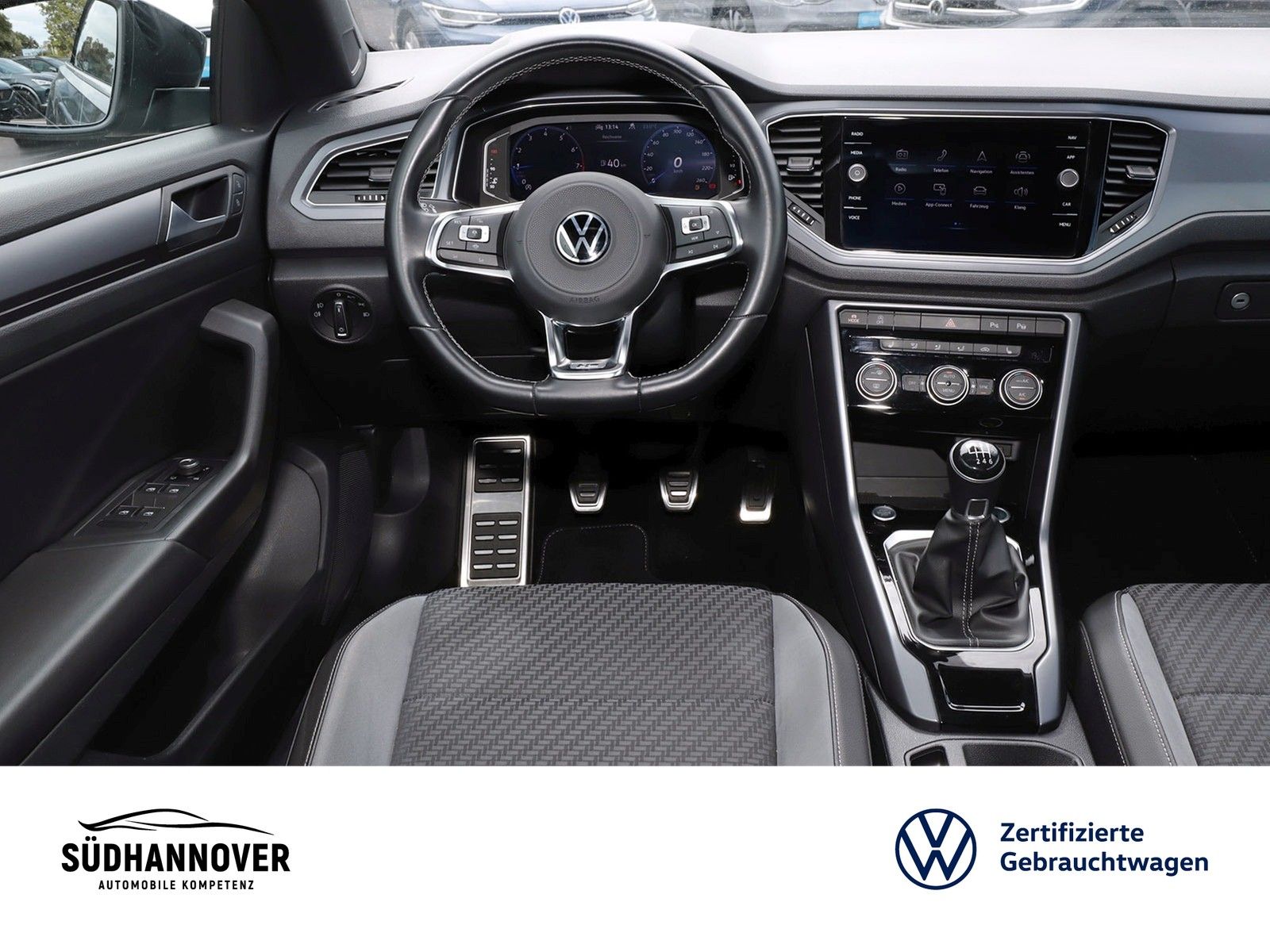 Volkswagen T-Roc R-Line 1.5 TSI - Samsaru's Car Outlet