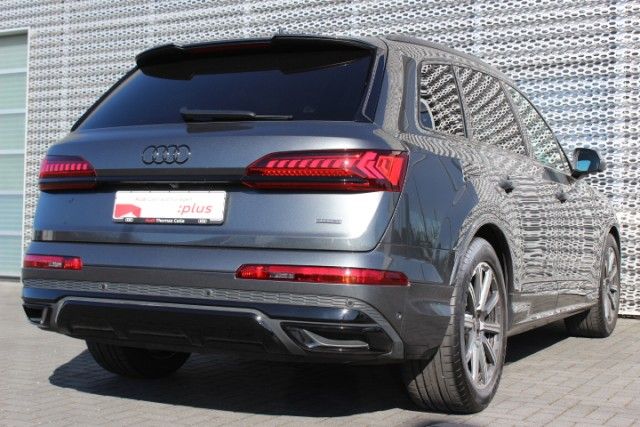 Audi Q7 50 TDI quattro competition plus MLED Pano