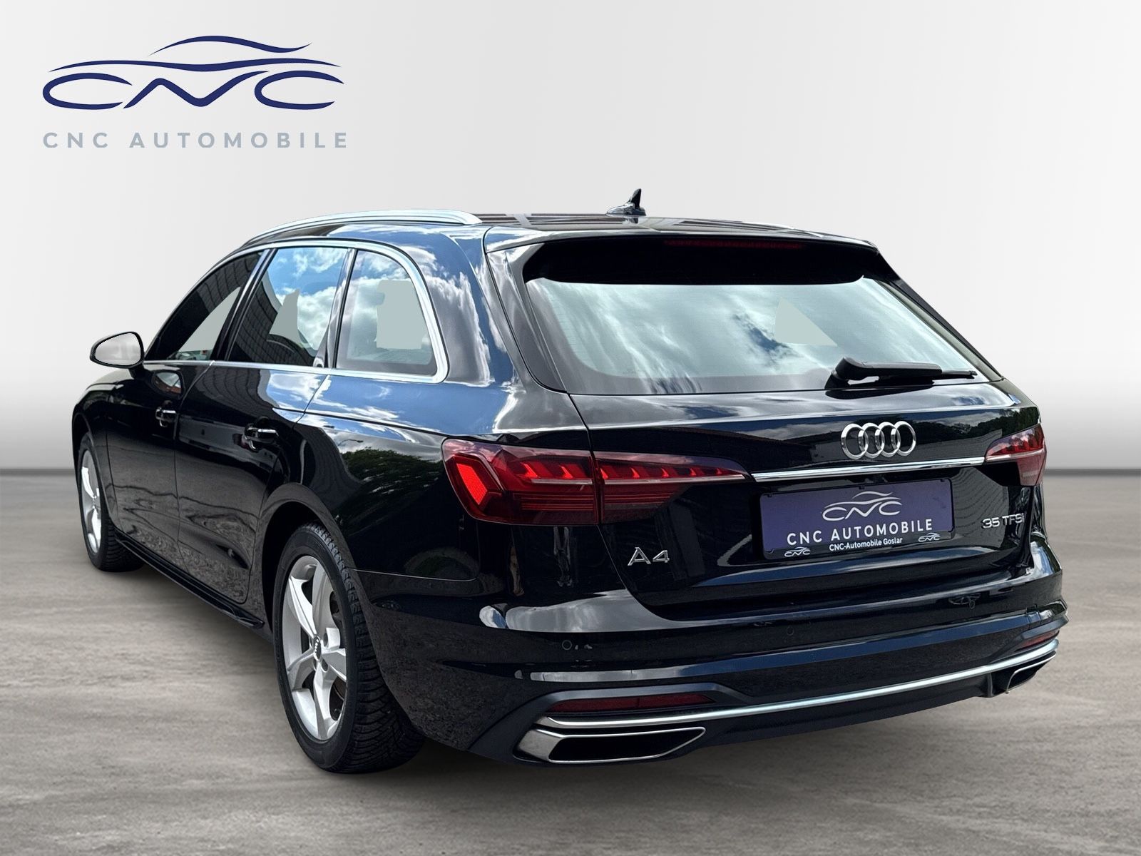 Audi A4 Avant 35 TFSI advanced - Samsaru's Car Outlet