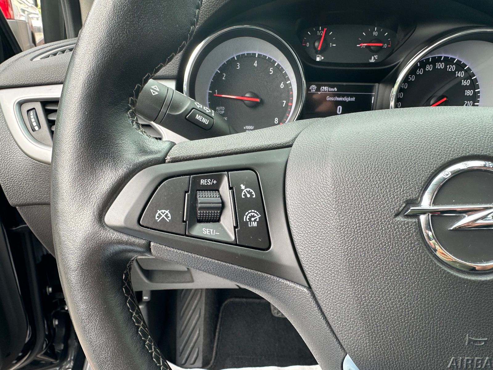 Opel Astra K 1.4 Turbo Sports Tourer Edition - Samsaru's Car Outlet