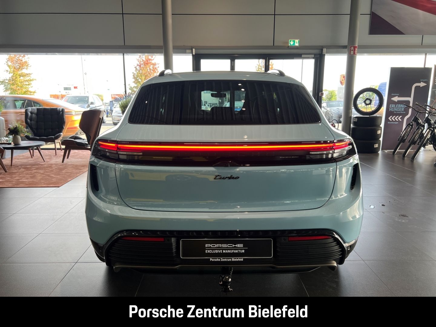 Porsche Macan Turbo HA-Lenkung Head-Up Sitzbelüftung