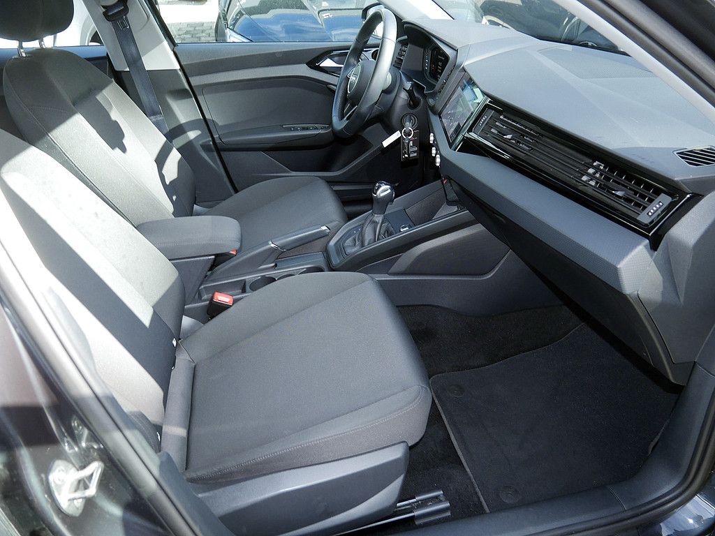 Audi A1 Sportback 30 TFSI advanced NAVI+SHZ+KLIMA+FSE