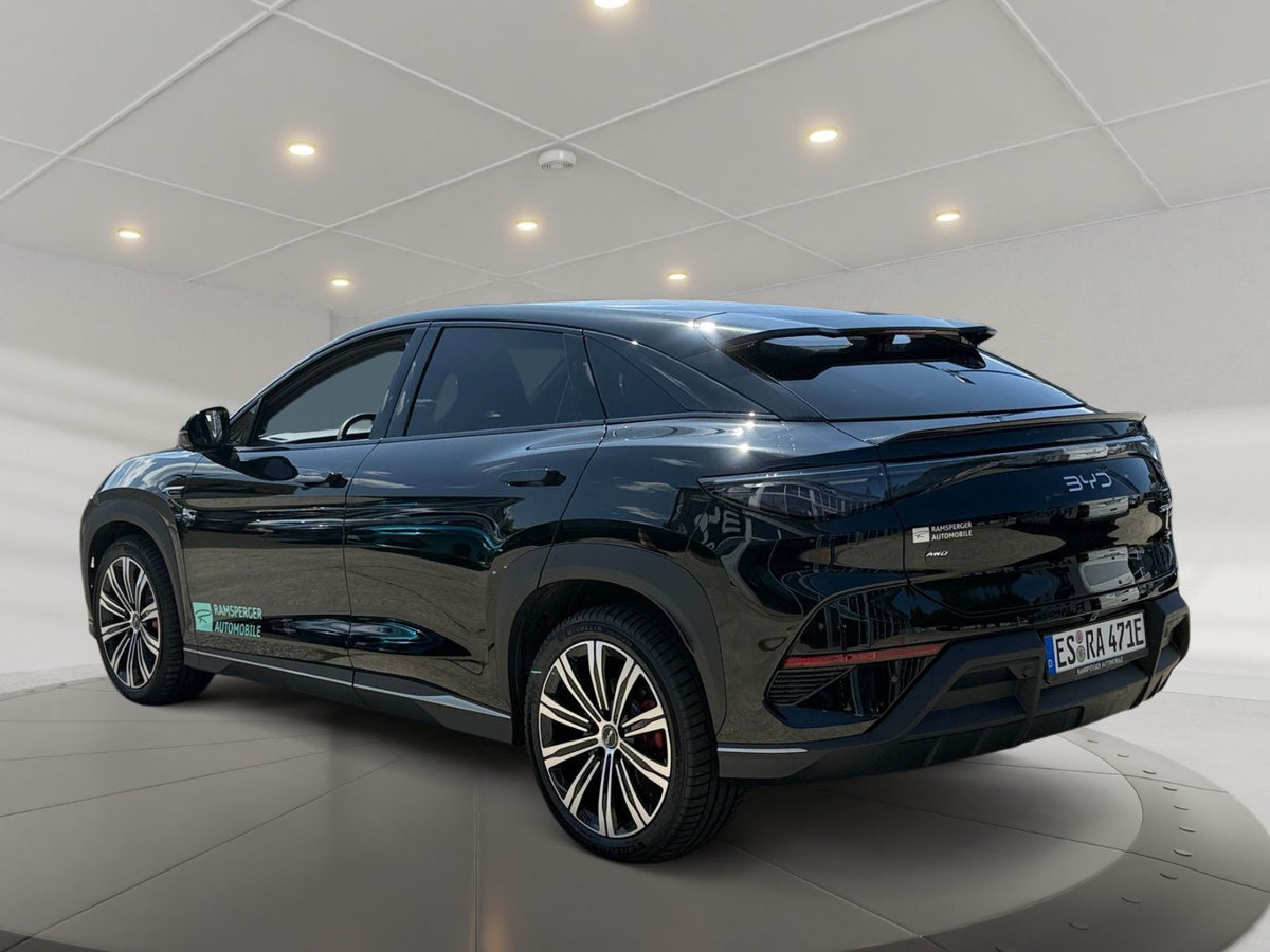 BYD Sealion 7
