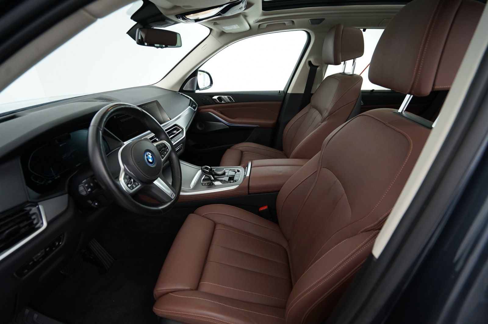 BMW X5 xDrive 45e (Navi AHK Pano HUD ACC B&W 360°)