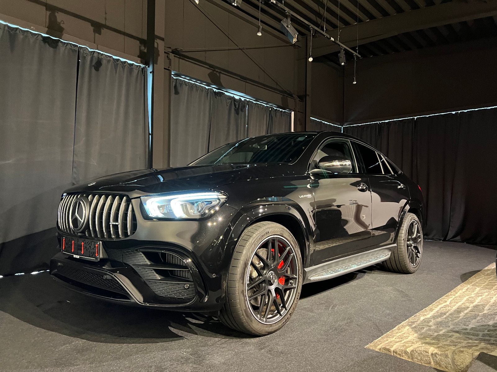 Mercedes-Benz GLE63AMG S Coupe MY23 PanoBurm360Kamera125kNetto
