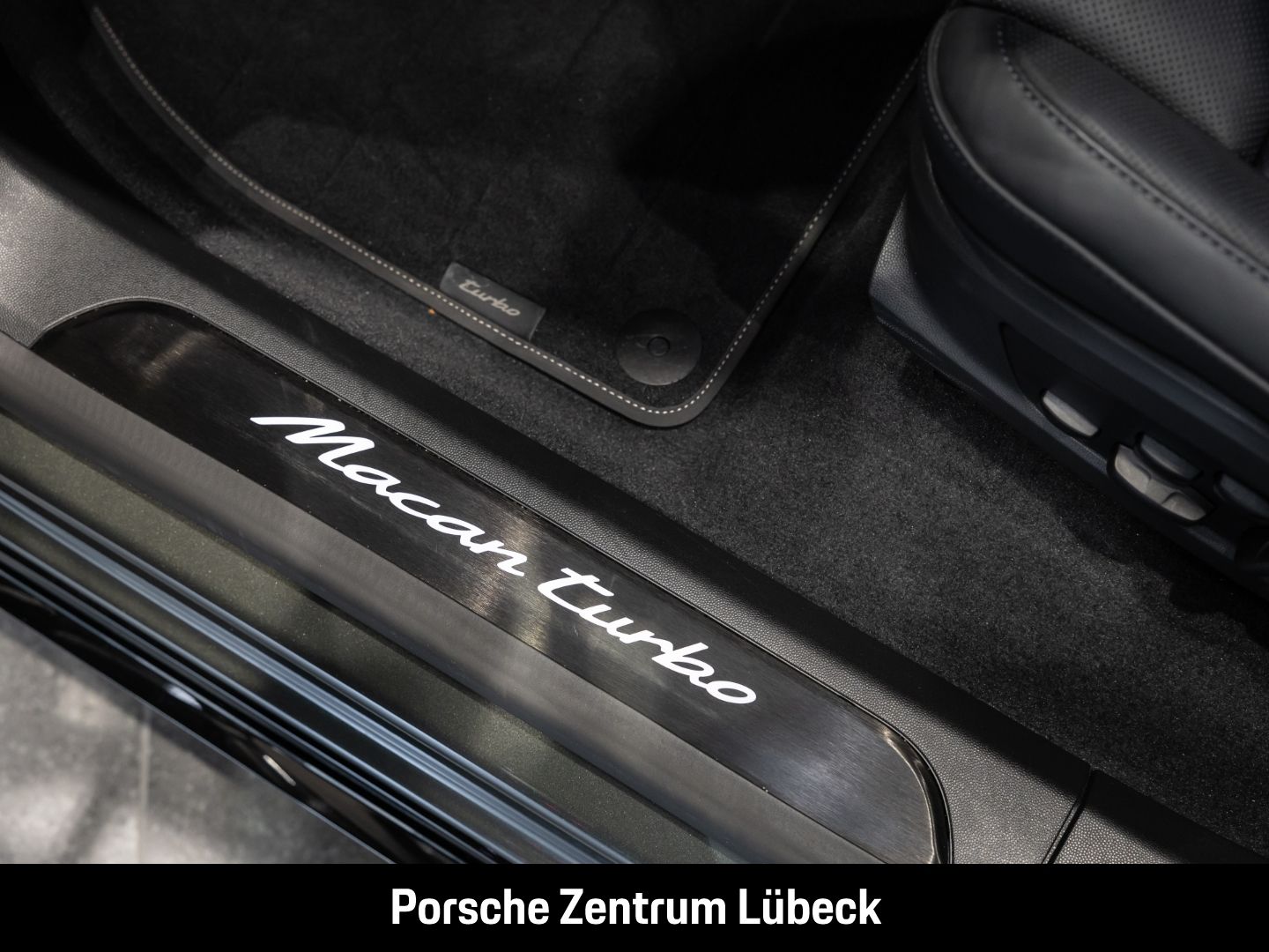 Porsche Macan Turbo BOSE Panoramadach Surround-View LED