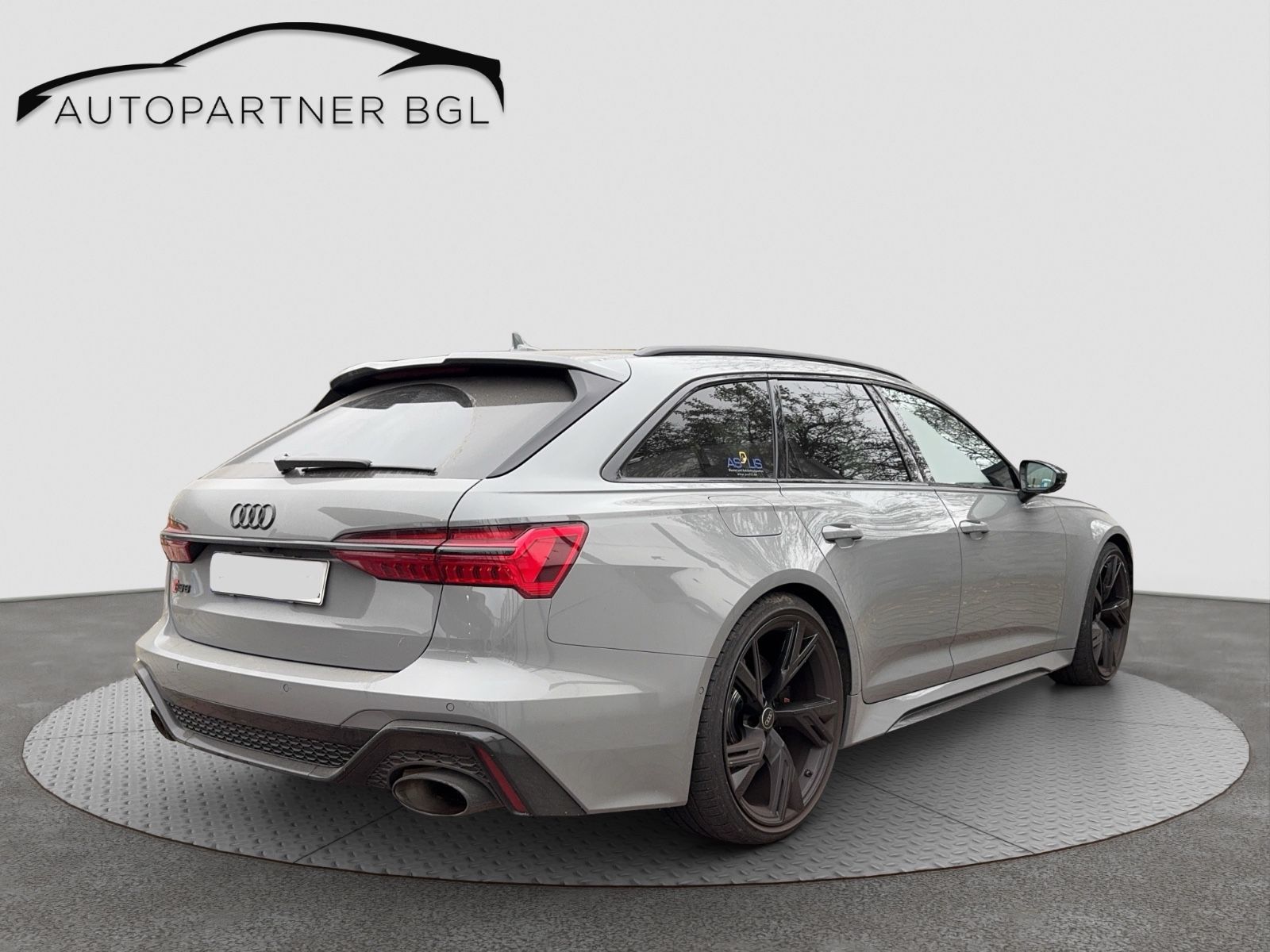 Audi RS 6 Avant 4.0 TFSI quattro Matrix Pano Soundsy.