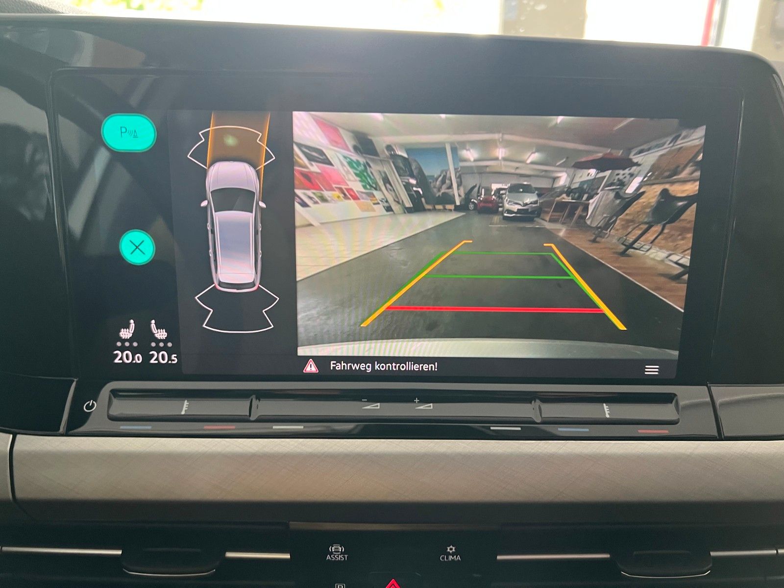 Volkswagen Golf VIII Variant Life eTSI - Samsaru's Car Outlet