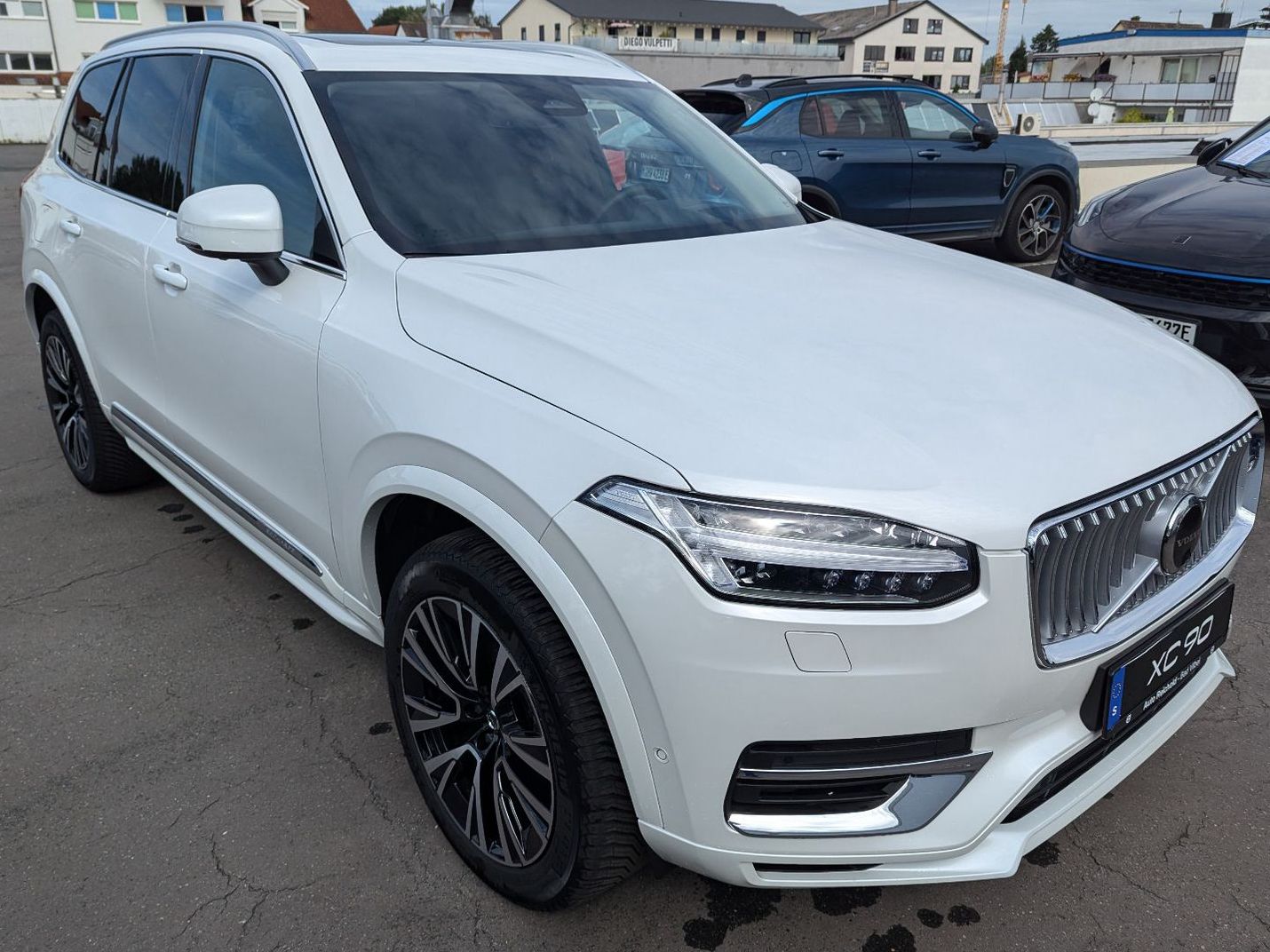 Volvo XC90 T8 AWD PANO HUD Standhz AHK LEDER NAVI LED