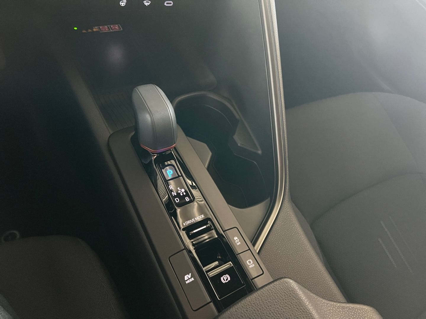 Toyota C-HR 1.8 Hybrid Team D *LED*ACC*CAM*CarPlay*SHZ*