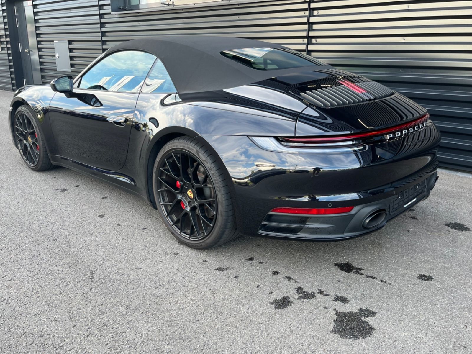 Porsche 911-992  Carrera 4 S CABRIO-ABGAS-CHRONO-NP: 187