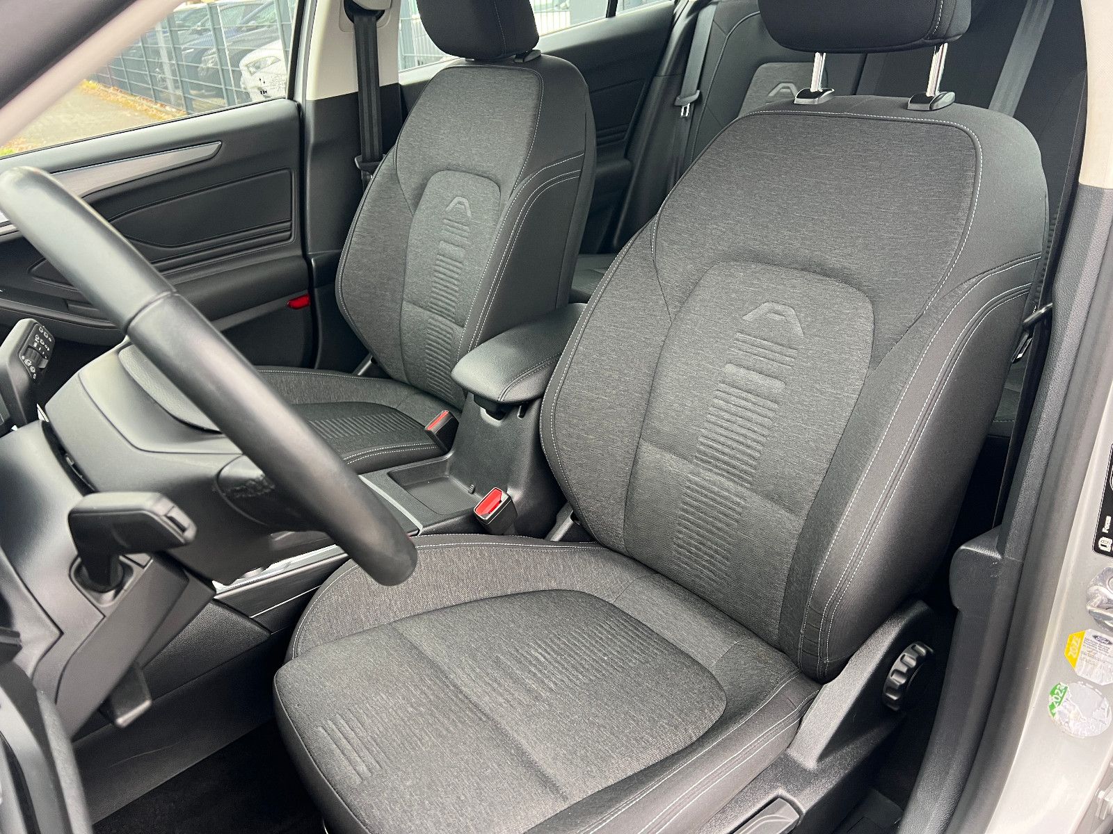 Ford Focus Turnier Active X Aut. - Samsaru's Car Outlet