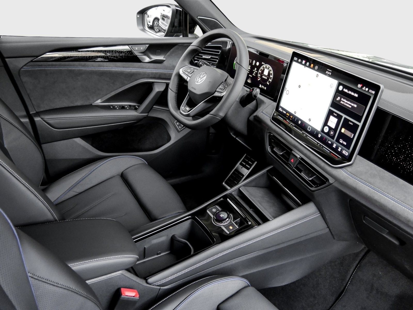 Volkswagen Tiguan R-Line eHybrid AHK 20" Harman Leder IQ.Li
