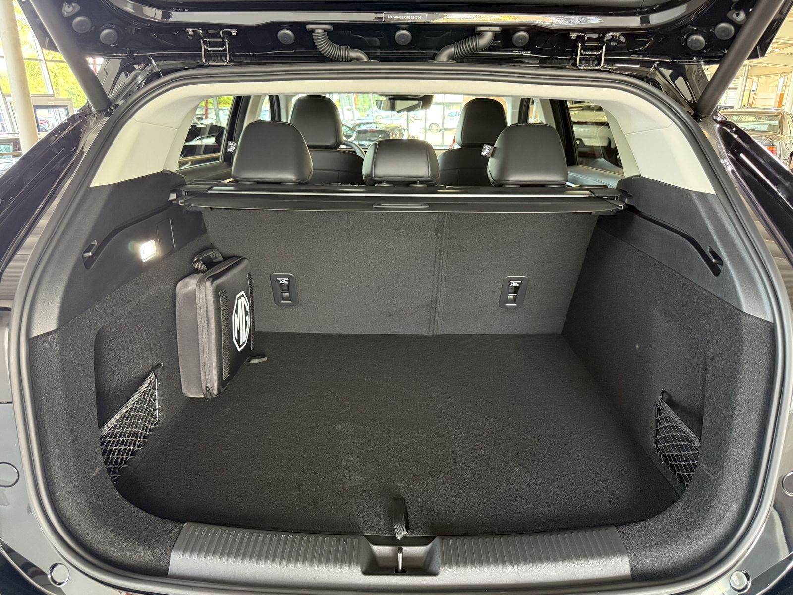 MG HS Plug-In Hybrid Luxury -7Jahre Garantie