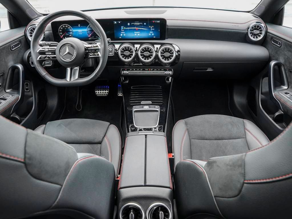 Mercedes-Benz CLA 250 4M AMG-LINE PREMIUM - Samsaru's Car Outlet