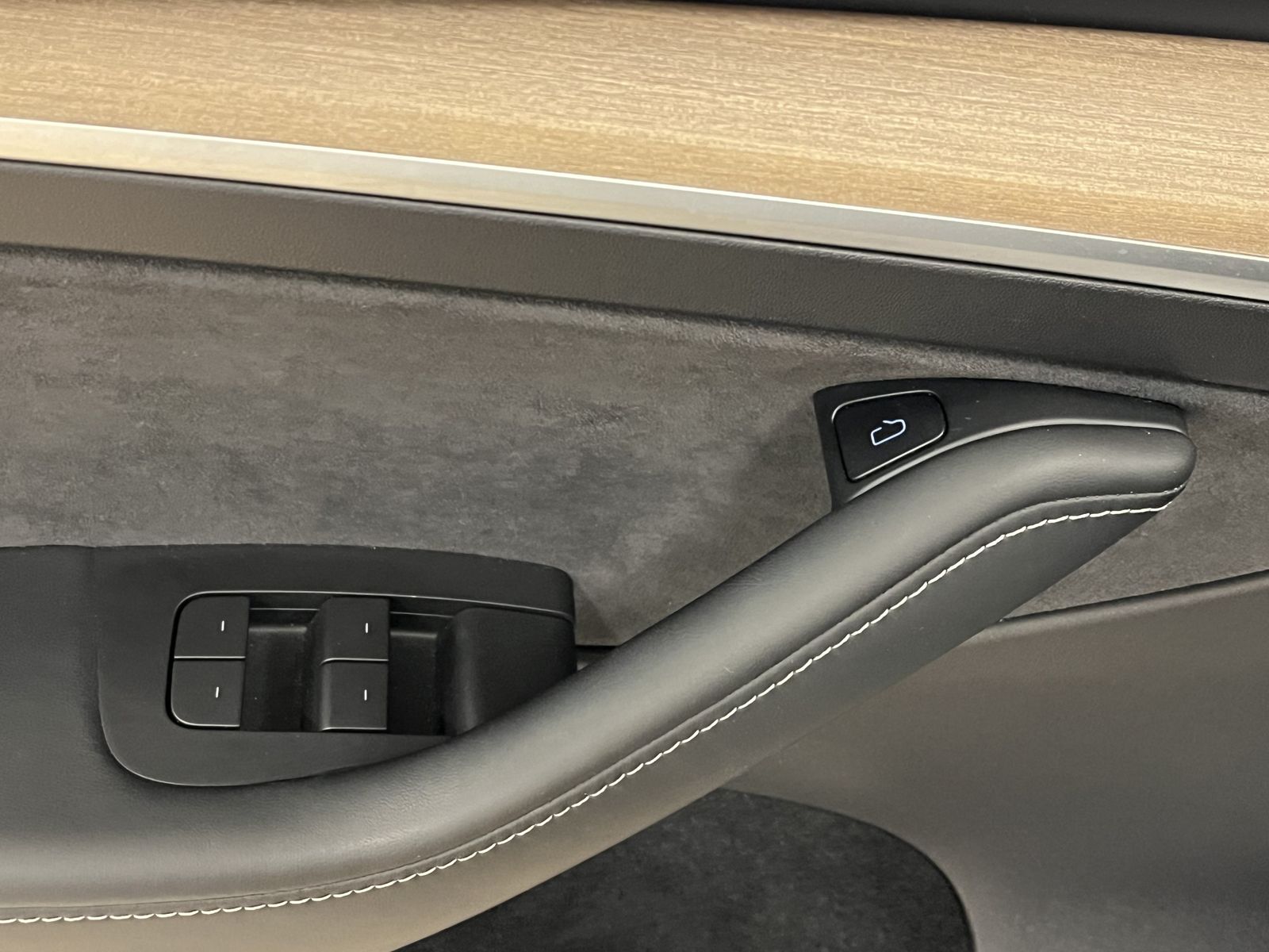 Tesla Model Y Maximale Reichweite Dual AWD ACC Pano