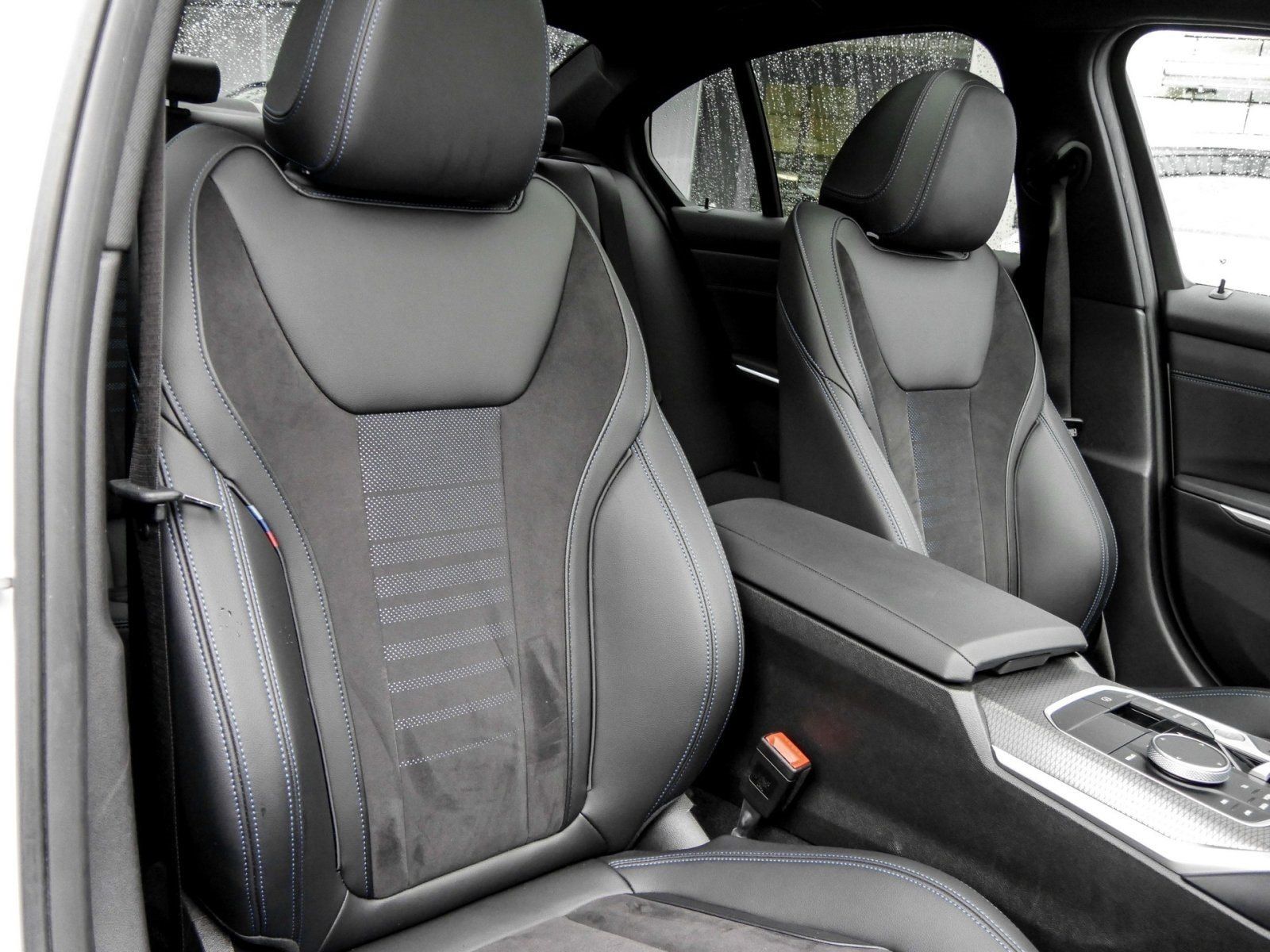 BMW 320d xDrive M SPORT+ACC+WIDESCREEN+KEYLESS+MEMOR