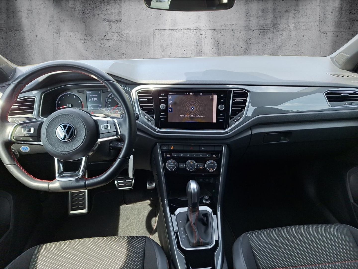 Volkswagen T-Roc 1.5 TSI EU6d Sport - Samsaru's Car Outlet