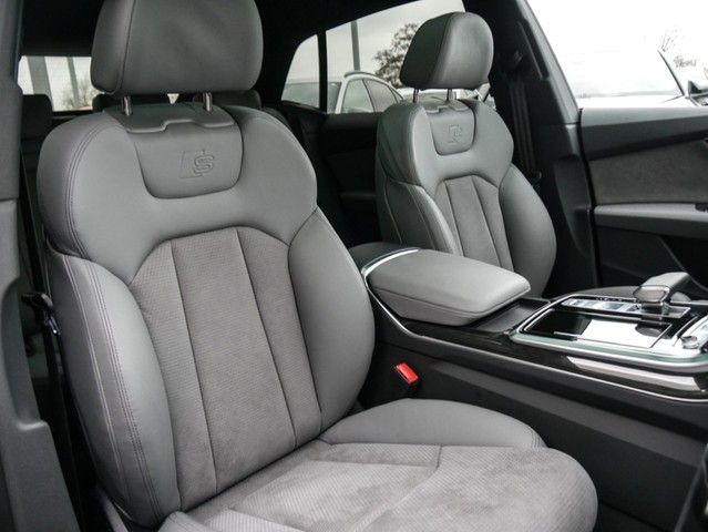 Audi Q8 50 Qu. S LINE BLACKPAK PANO B&O AHK ALU22"