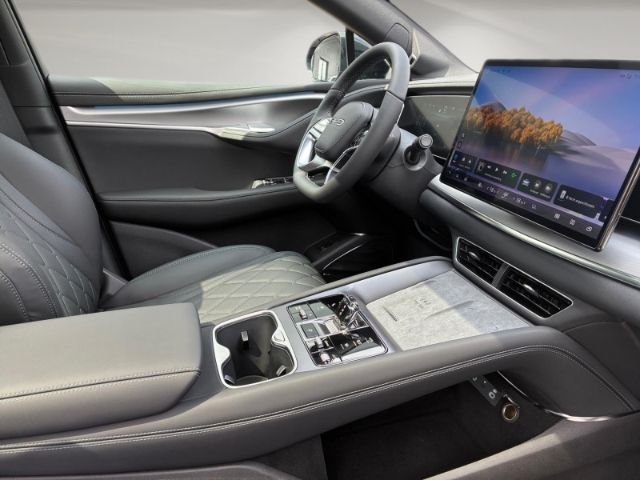 BYD Sealion 7