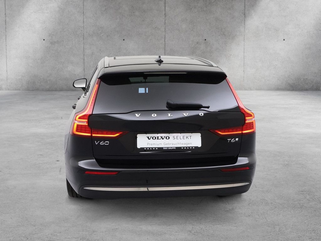 Volvo V60 T6 Ultra Bright Recharge Plug-In Hybrid AWD
