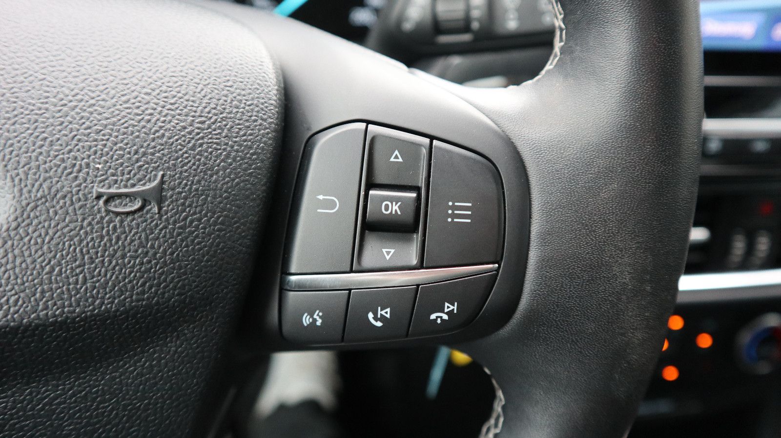 Ford Puma Titanium - Samsaru's Car Outlet