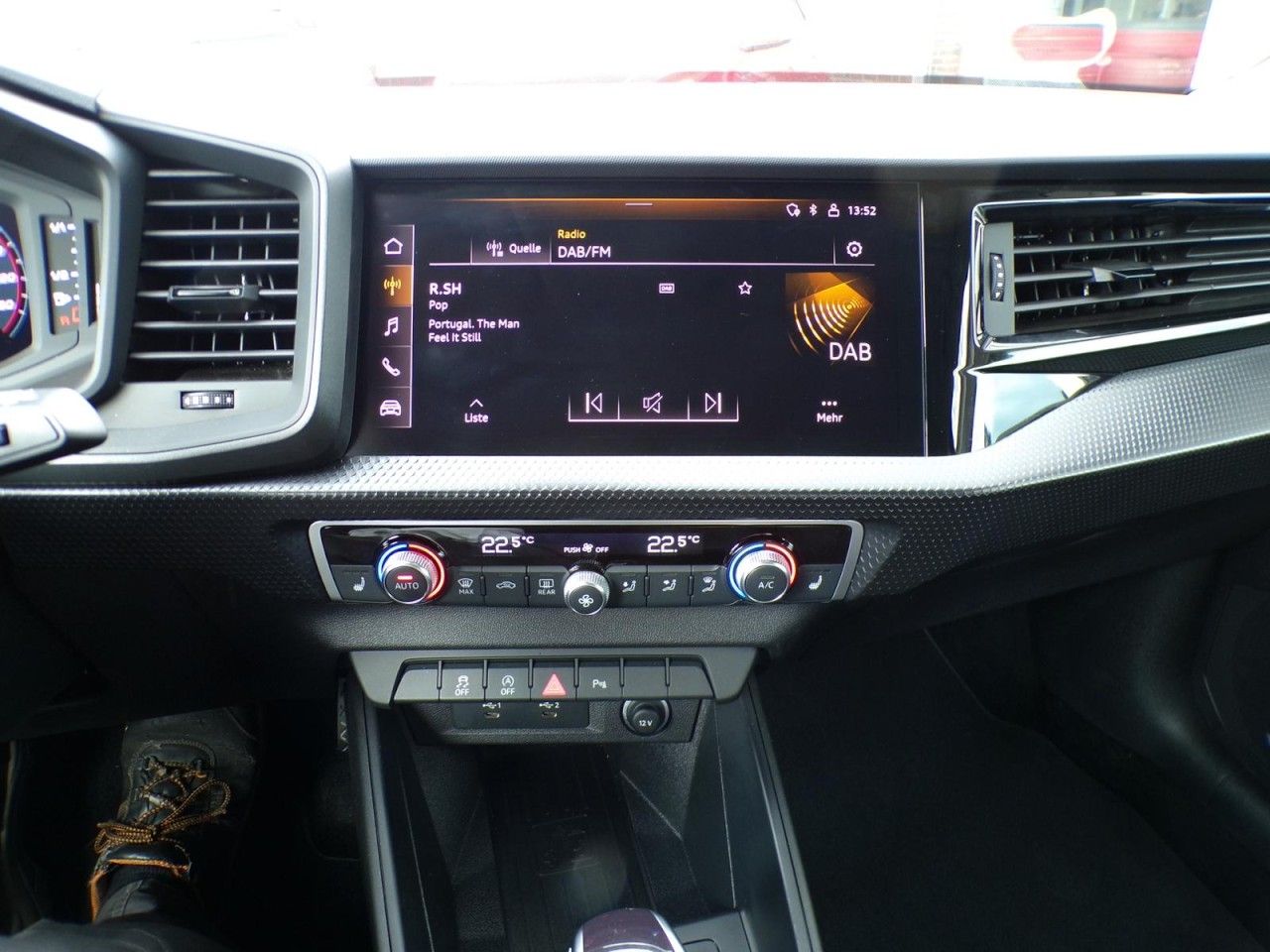 Audi A1 SPORTBACK 25 TFSI S-TRONIC - Samsaru's Car Outlet
