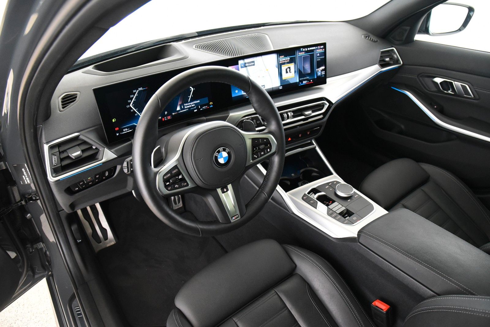 BMW 320d Touring xDrive M Sport - Samsaru's Car Outlet