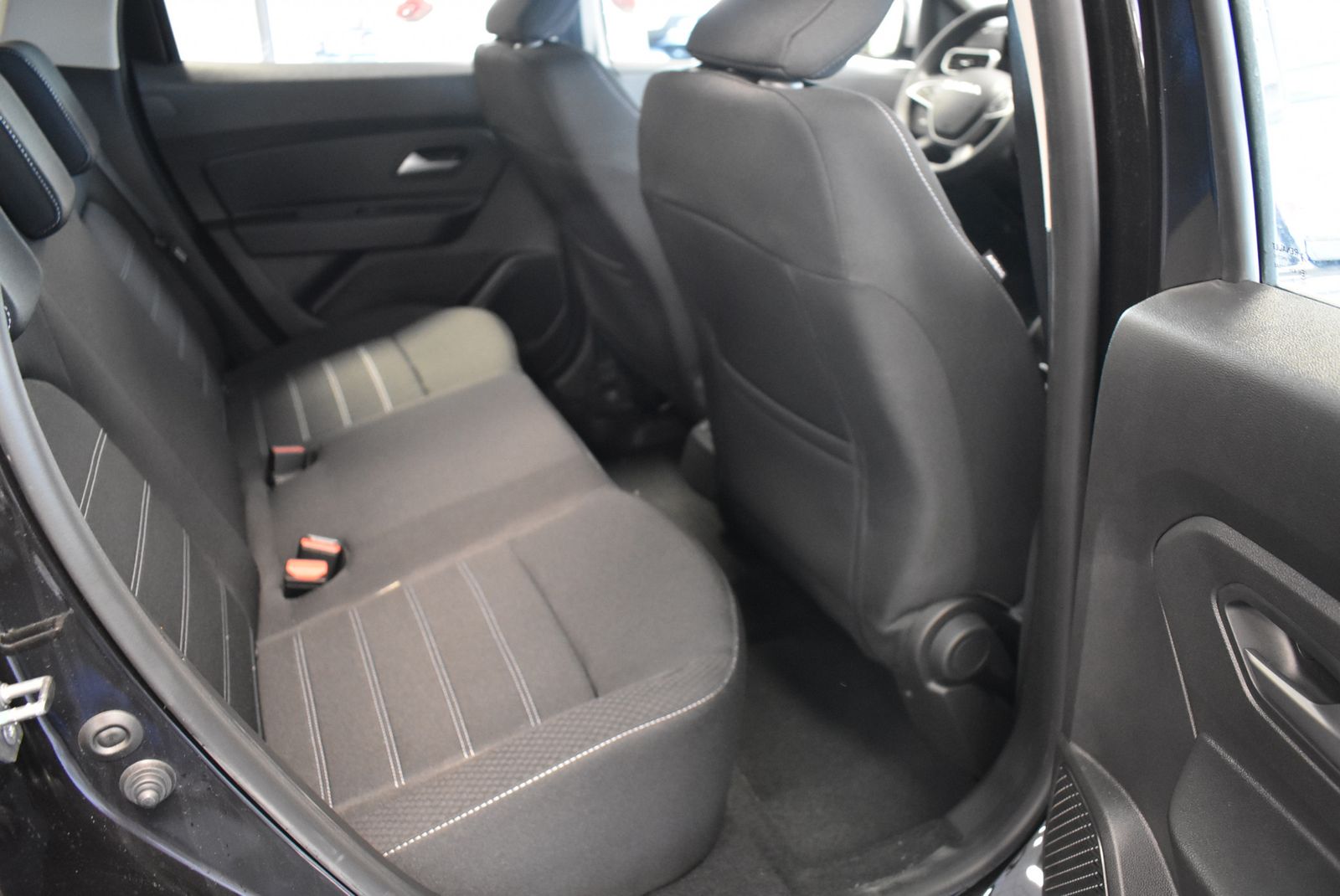 Dacia Duster Expression 4WD - Samsaru's Car Outlet