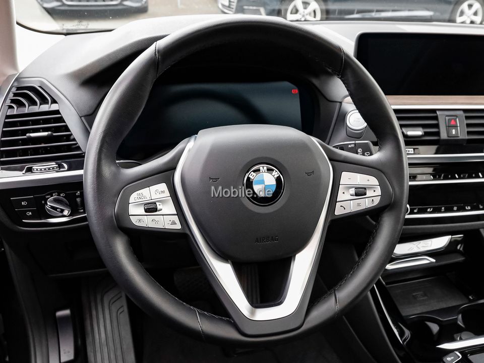 BMW X3 xDrive30e ADVANTAGE - Samsaru's Car Outlet