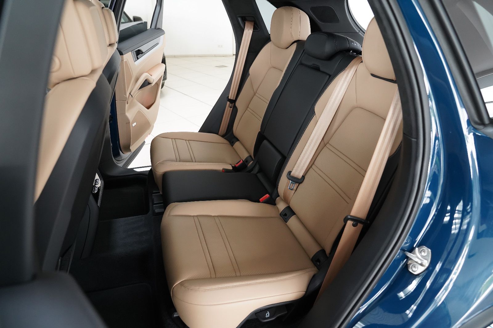 Porsche Cayenne Turbo E-Hybrid SportDesign PCCB PDCC