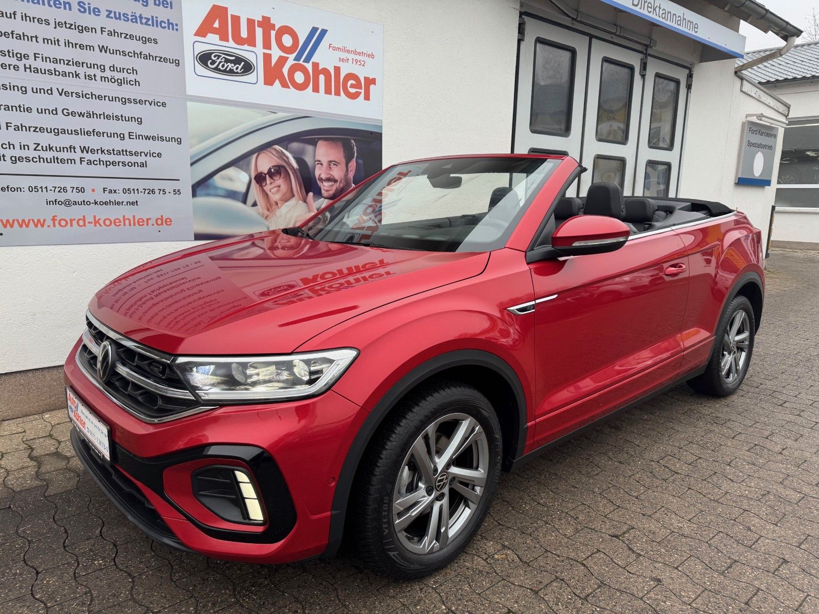 Volkswagen T-Roc R-Line - Samsaru's Car Outlet