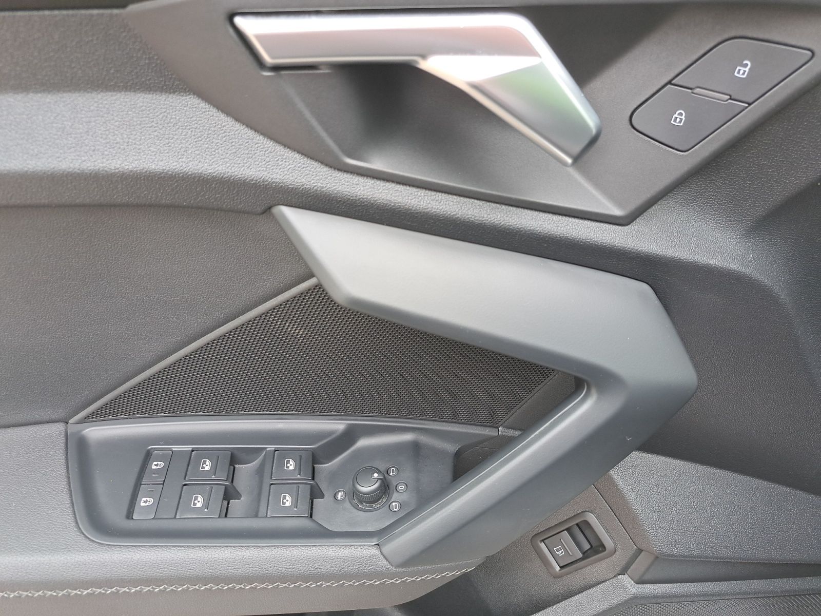 Audi A3 Sportback 40 TFSIe S tronic - Samsaru's Car Outlet