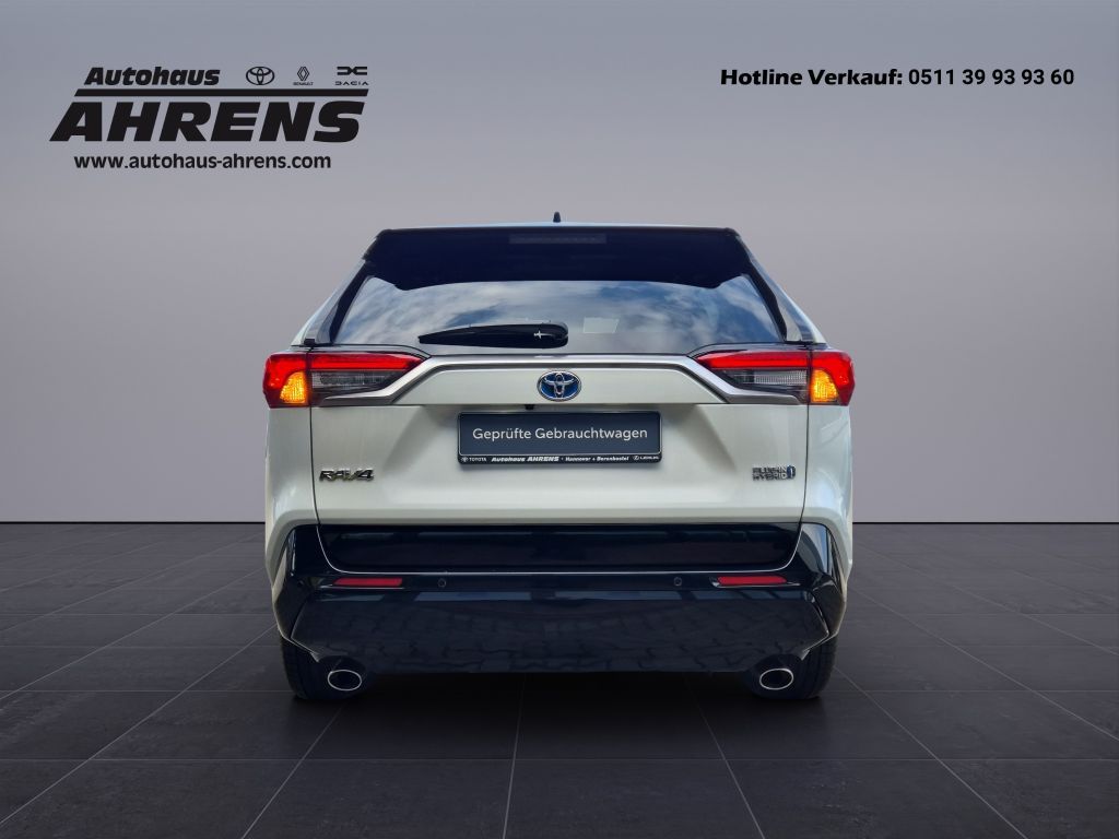 Toyota RAV4 Plug-In - Samsaru's Car Outlet