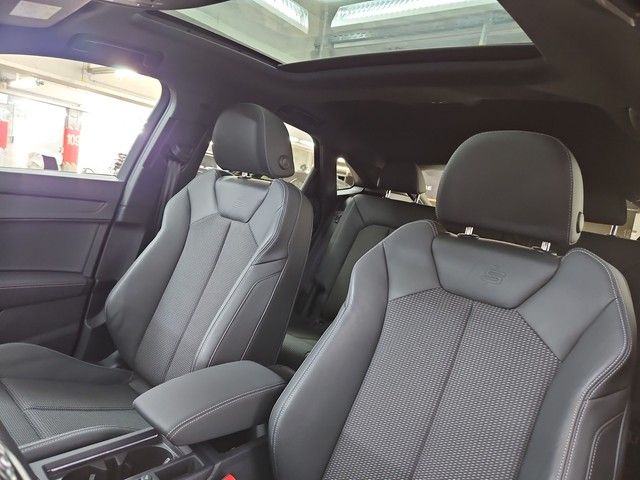 Audi Q3 Sportback S line AHK LED PANO KAMERA NAVI VIR