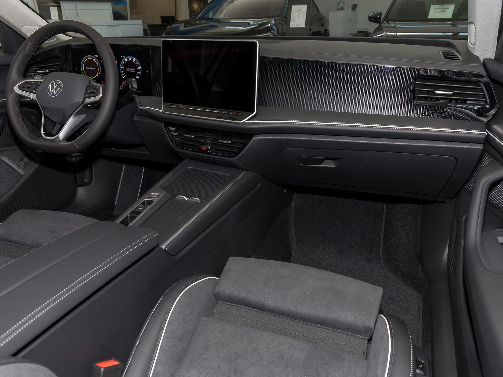Volkswagen Passat Variant 1.5 TSI eHybrid DSG Business NAVI