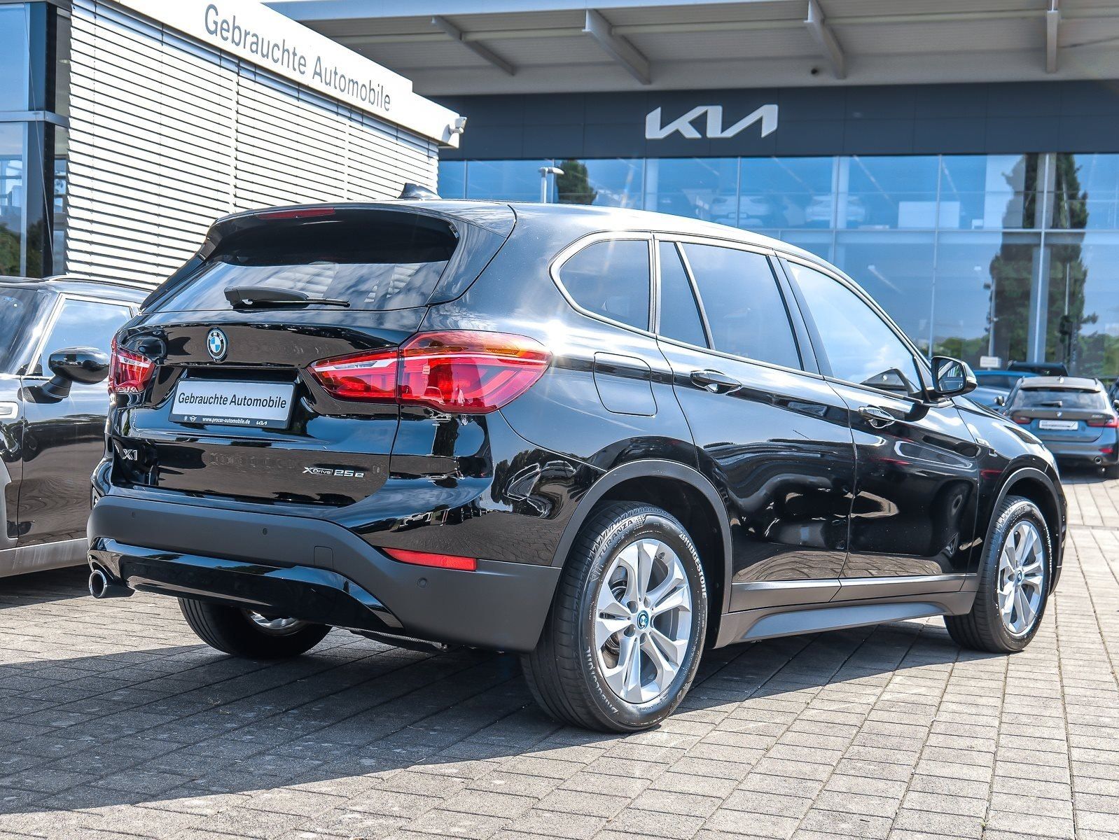 BMW X1 xDrive25e - Samsaru's Car Outlet