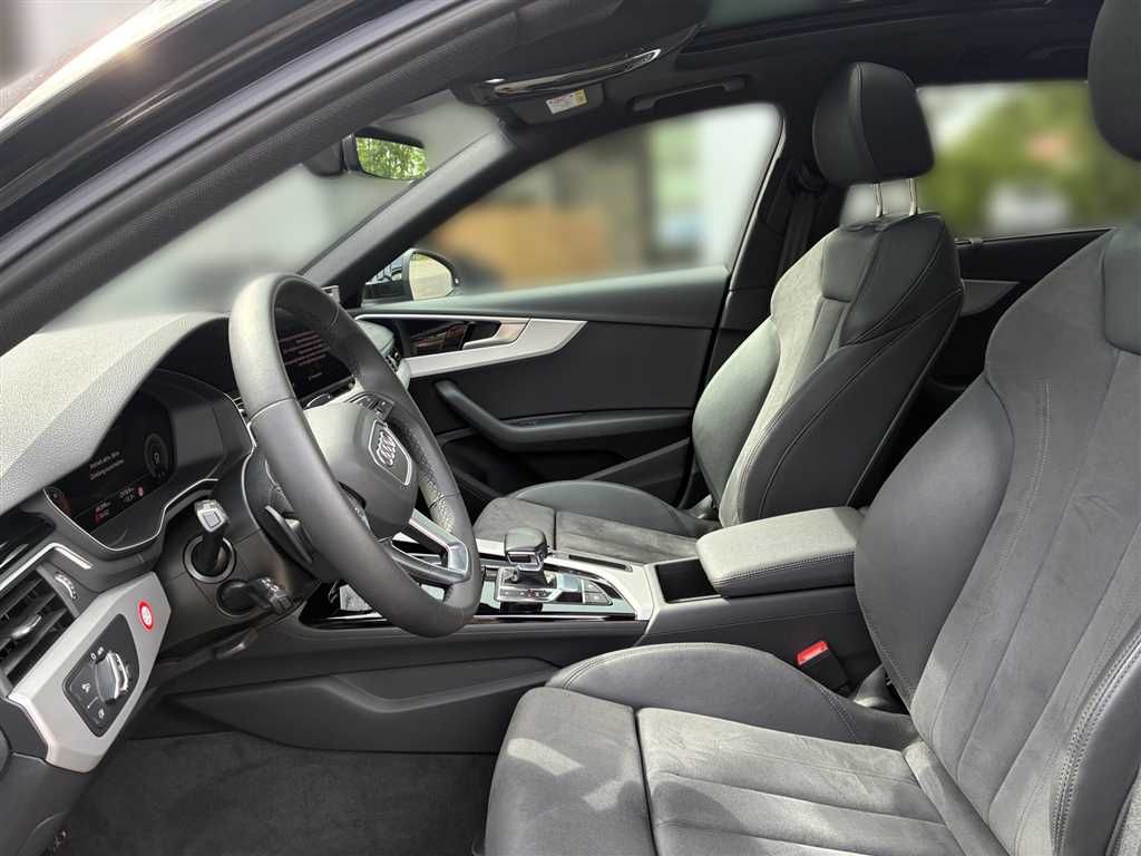 Audi A4 Avant S line 40 2.0 TFSI quattro S-tronic