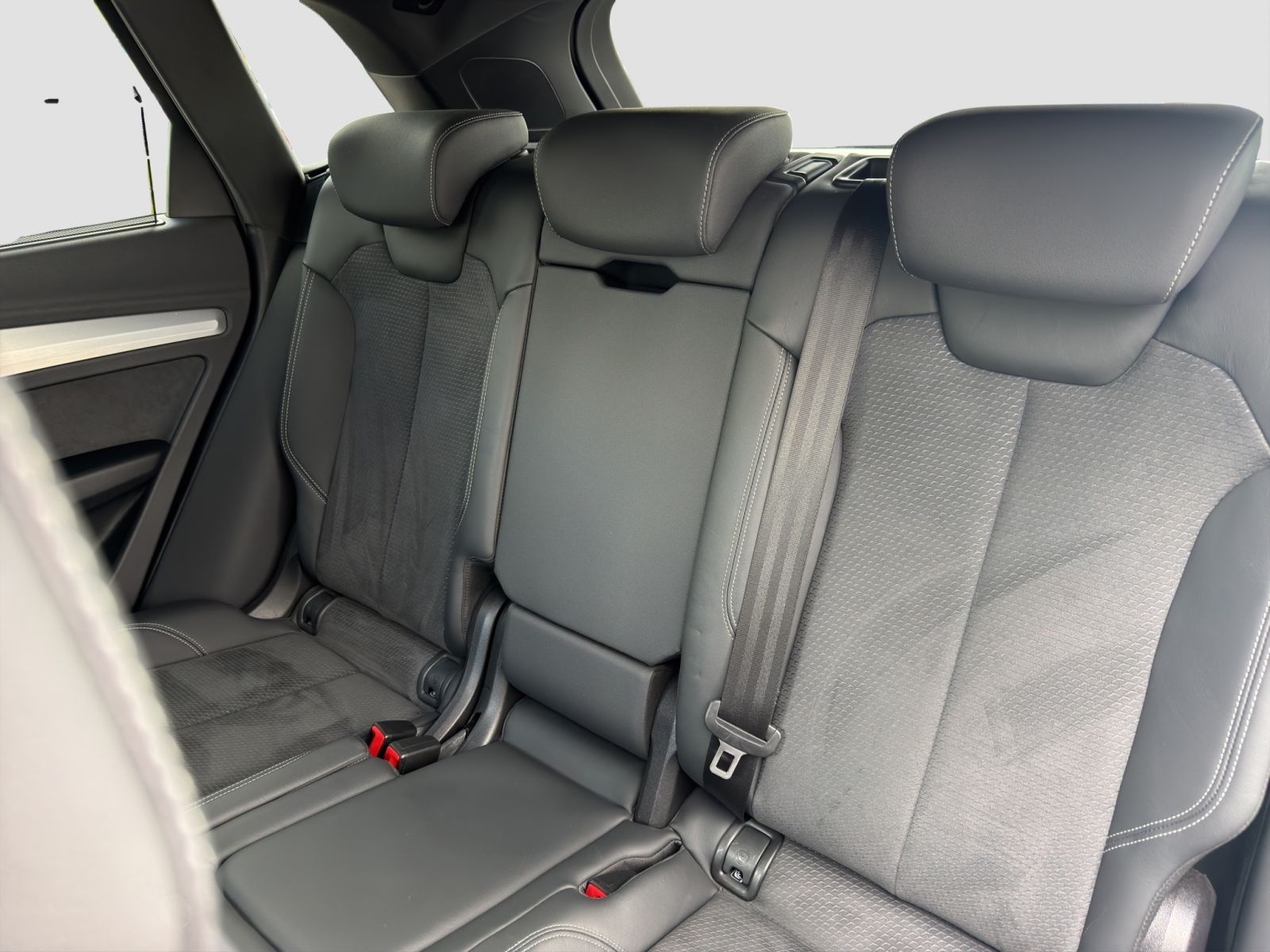 Audi Q5 55 TFSI e quattro S-tronic S line Matrix Umge