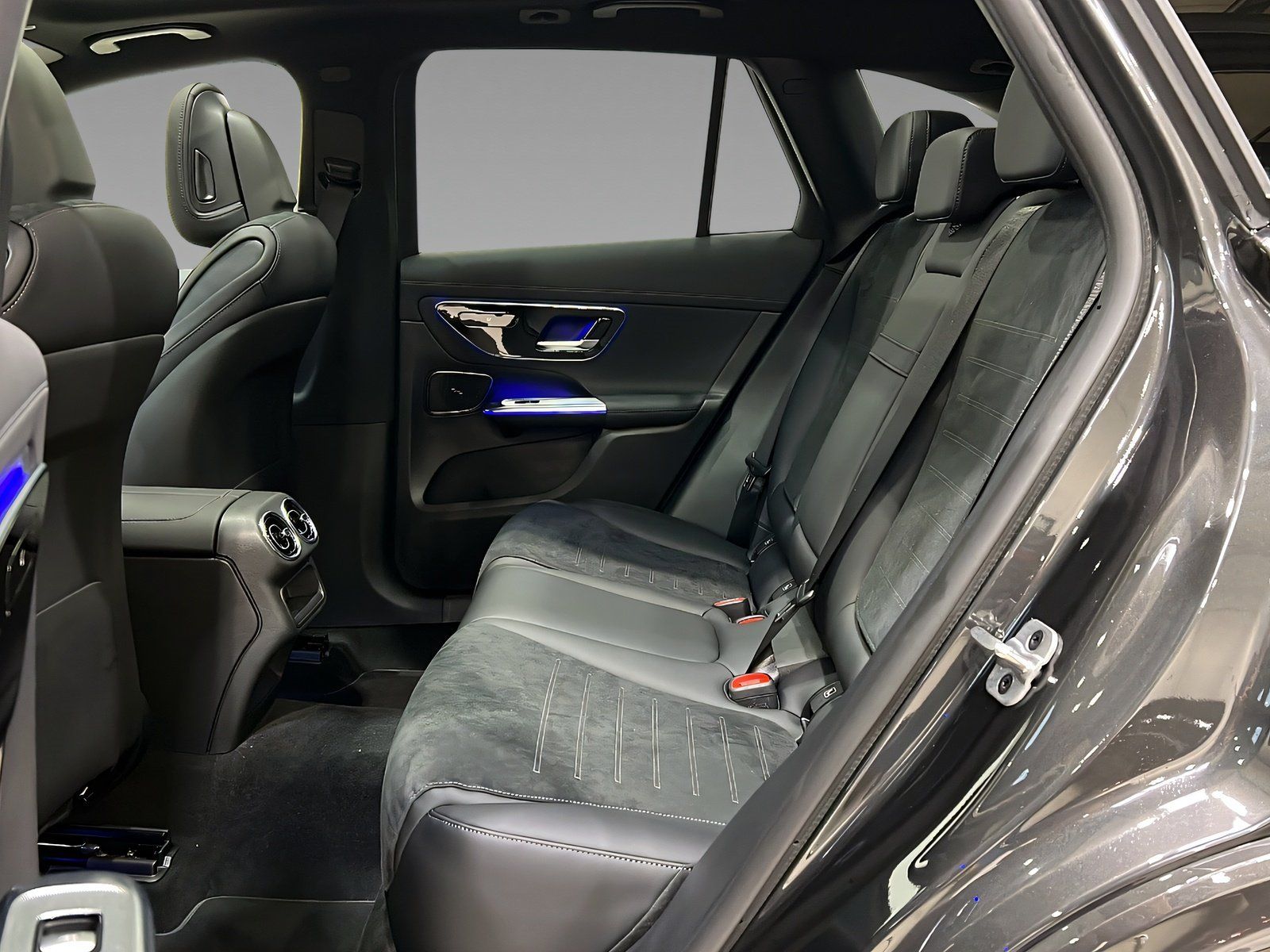 Mercedes-Benz GLC 450d 4MATIC AMG+NIGHT+DIGI+Ambi+Pano+AHK+360