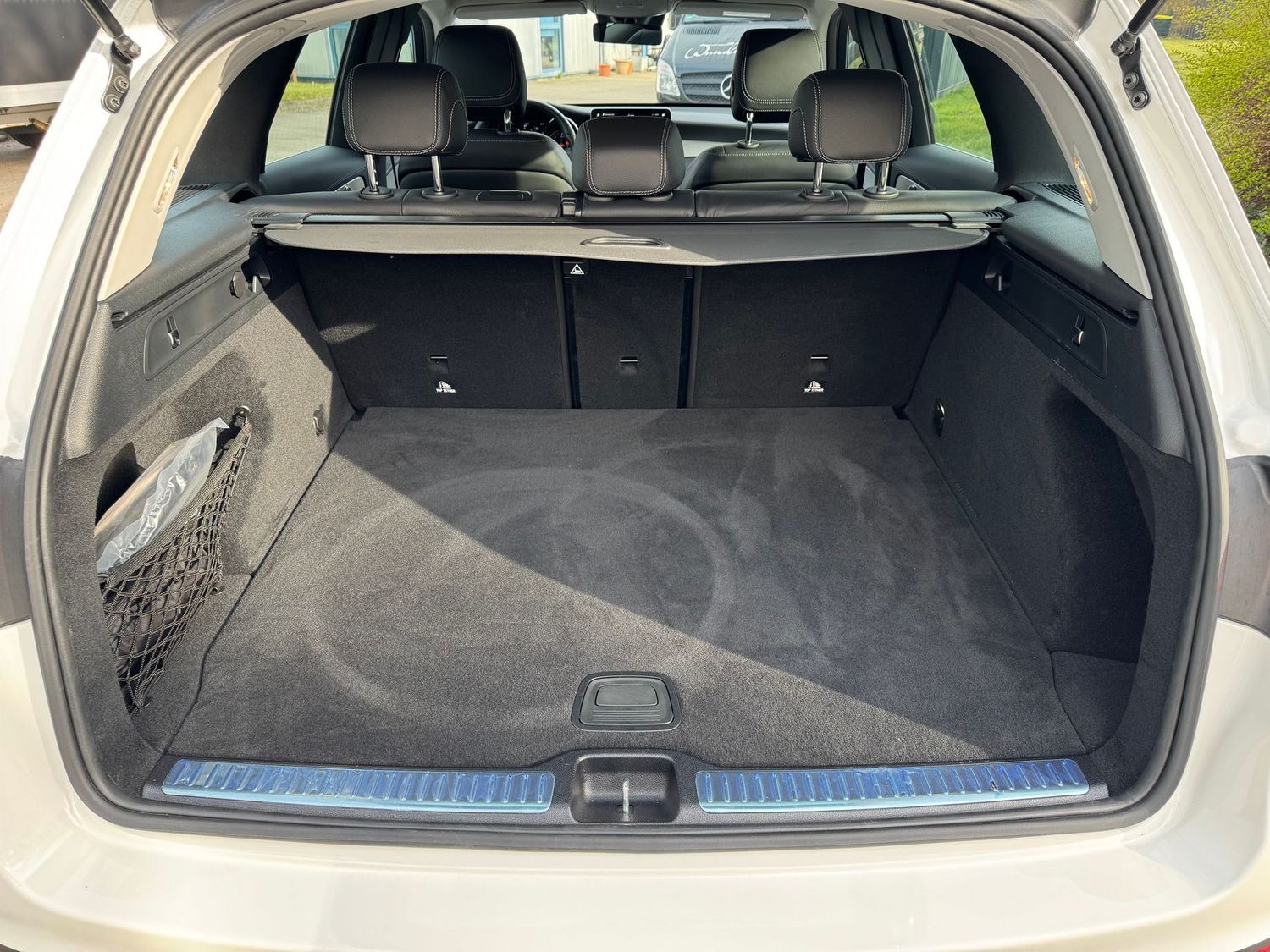 Mercedes-Benz GLC 220 d 4M Leder+Sitzbelüftung+8FachBereift+AC