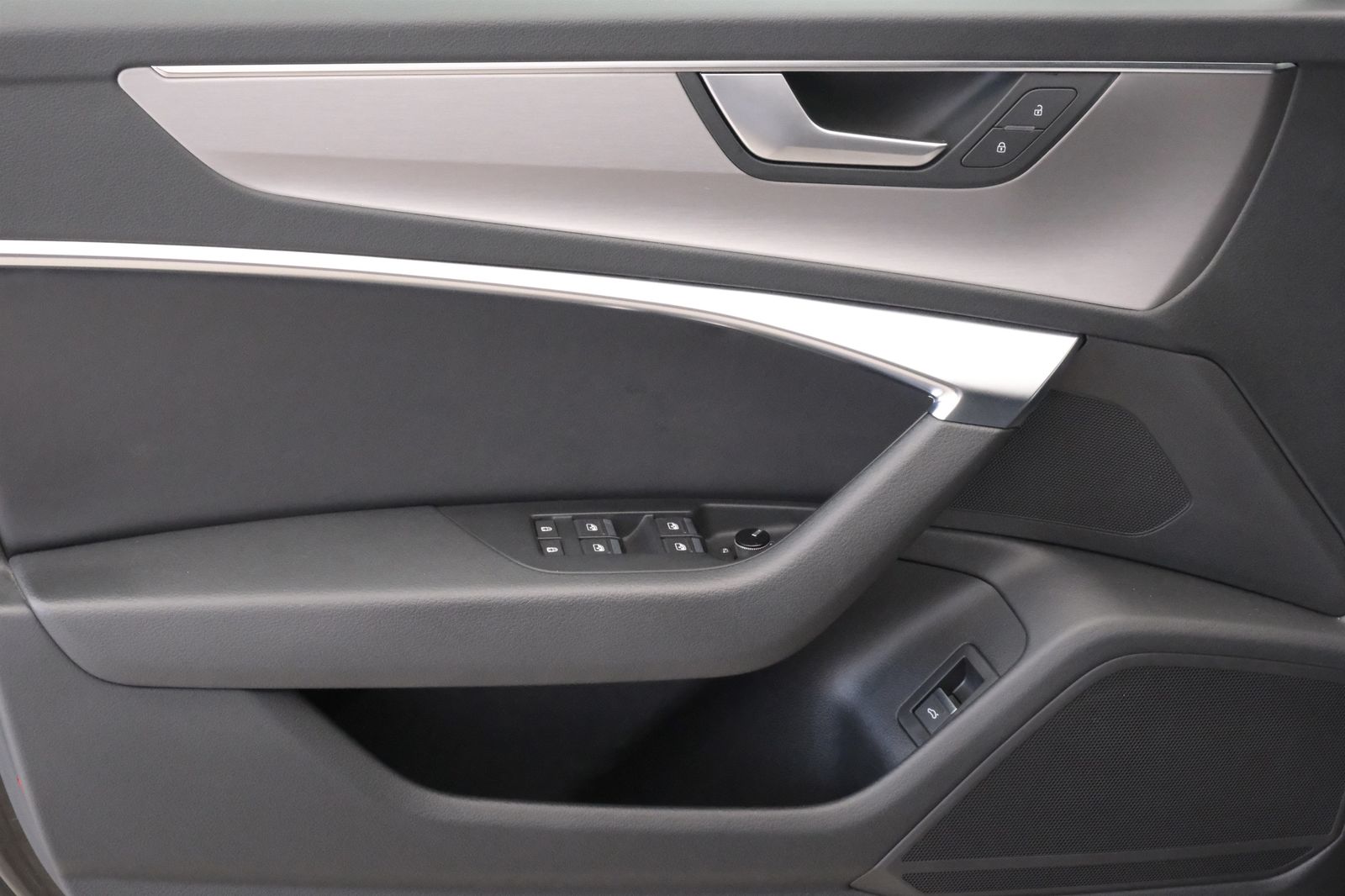 Audi A6 Avant 40 TDI sport M Sport - Samsaru's Car Outlet