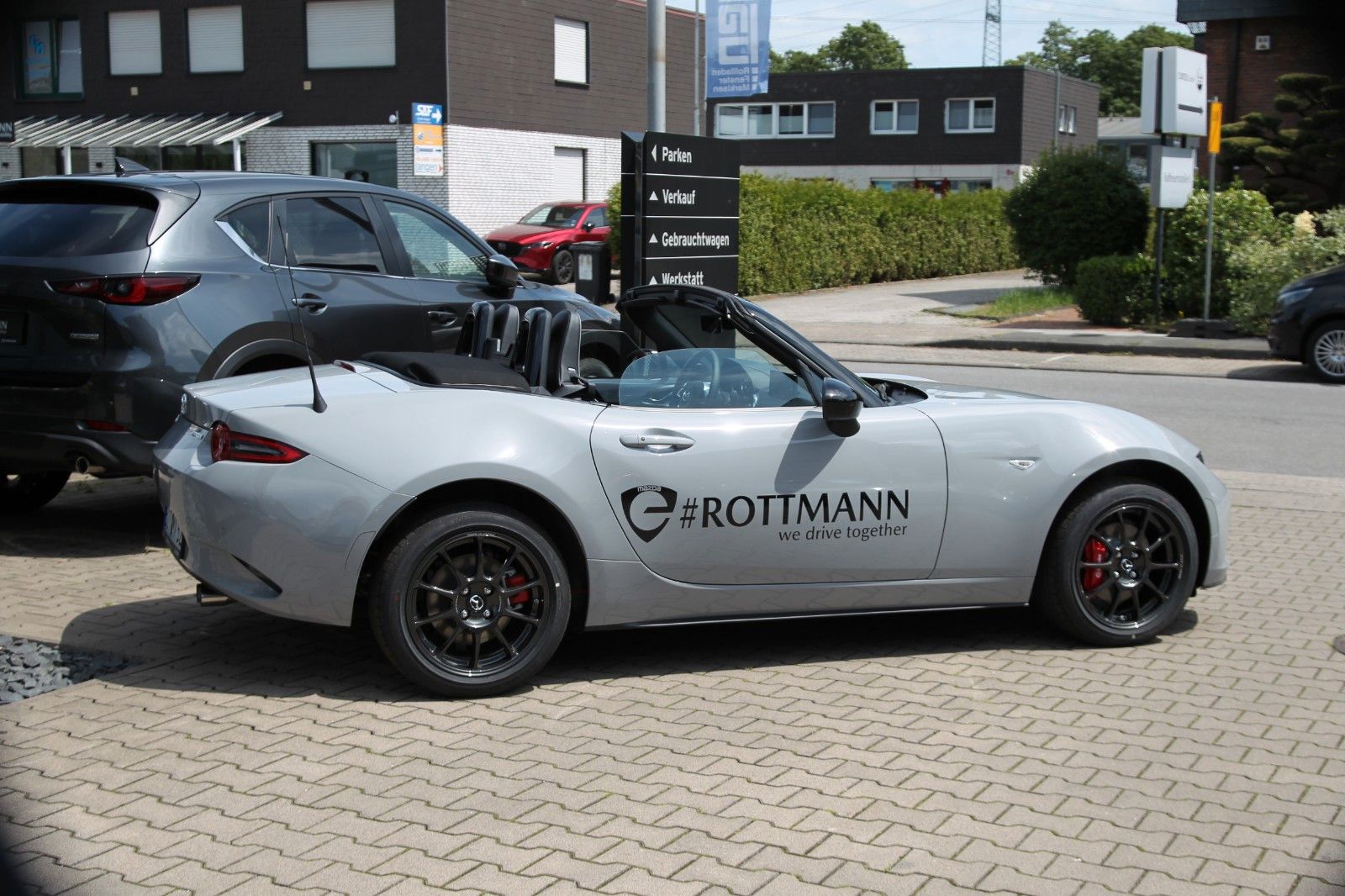 Mazda MX-5 1.5 Homura /Recaro/BOSE/KeyLess/Ma­trix-LED