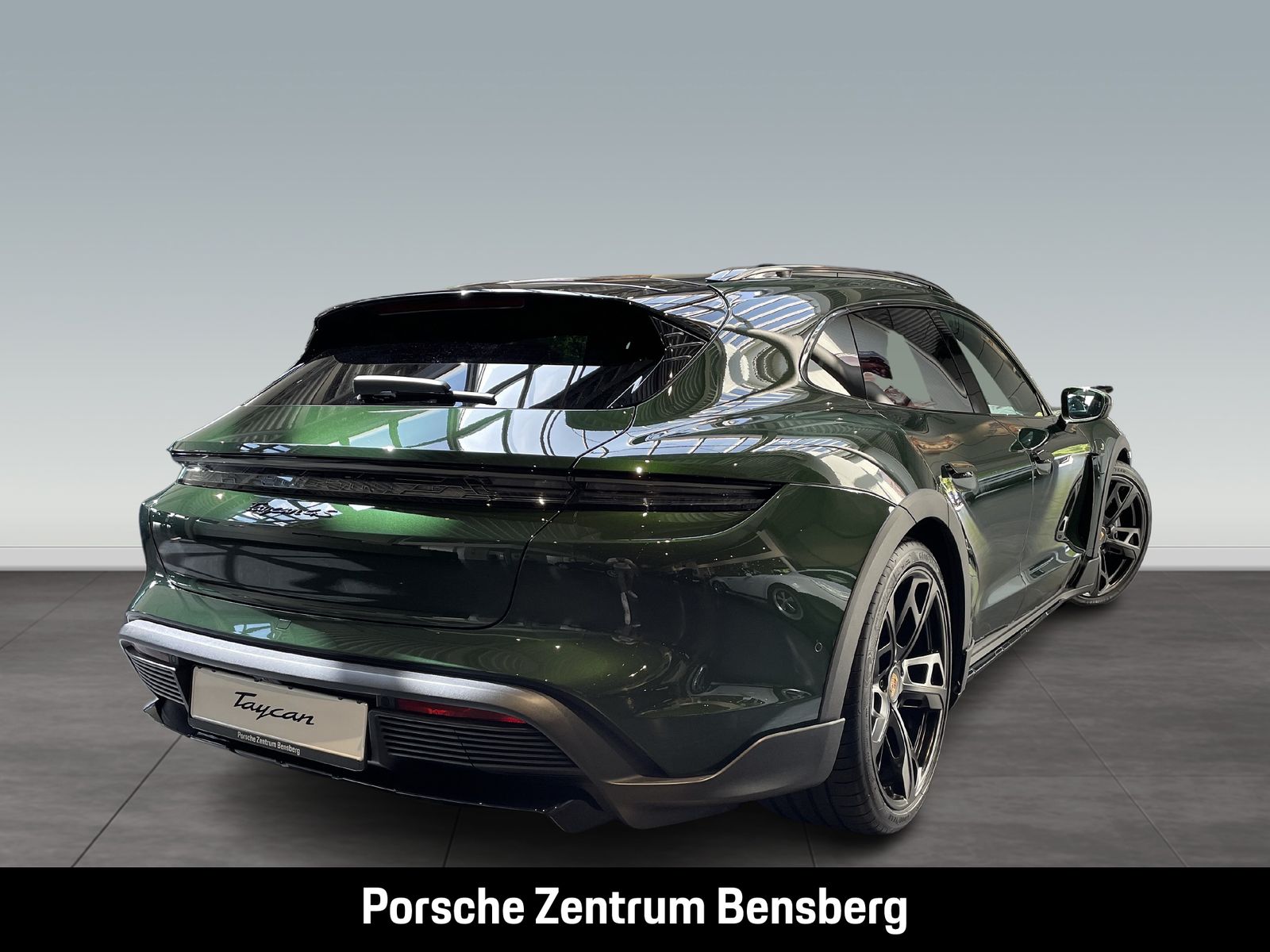 Porsche Taycan 4S Cross Turismo