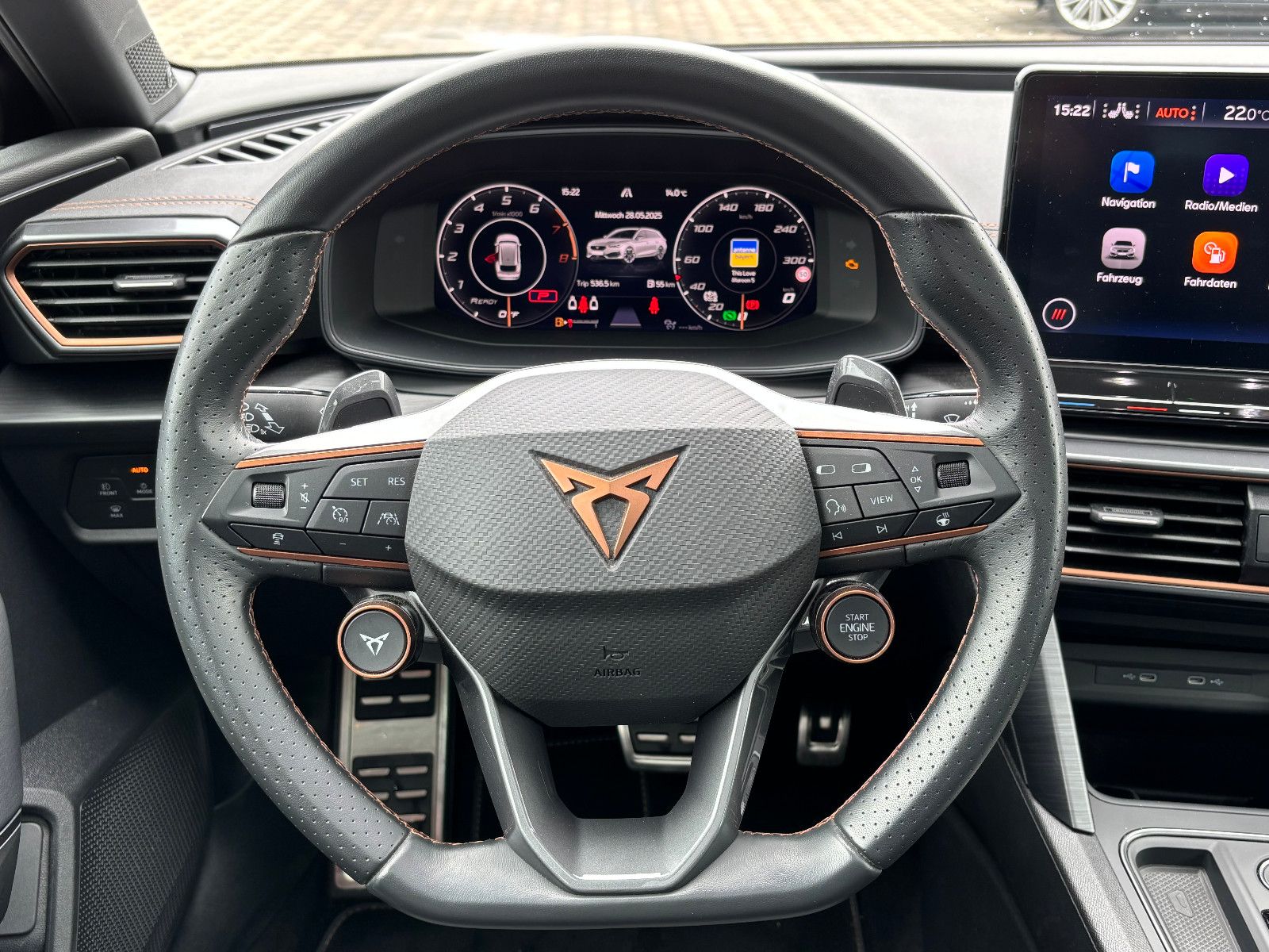 Cupra Leon Sportstourer VZ CUP 4Drive - Samsaru's Car Outlet