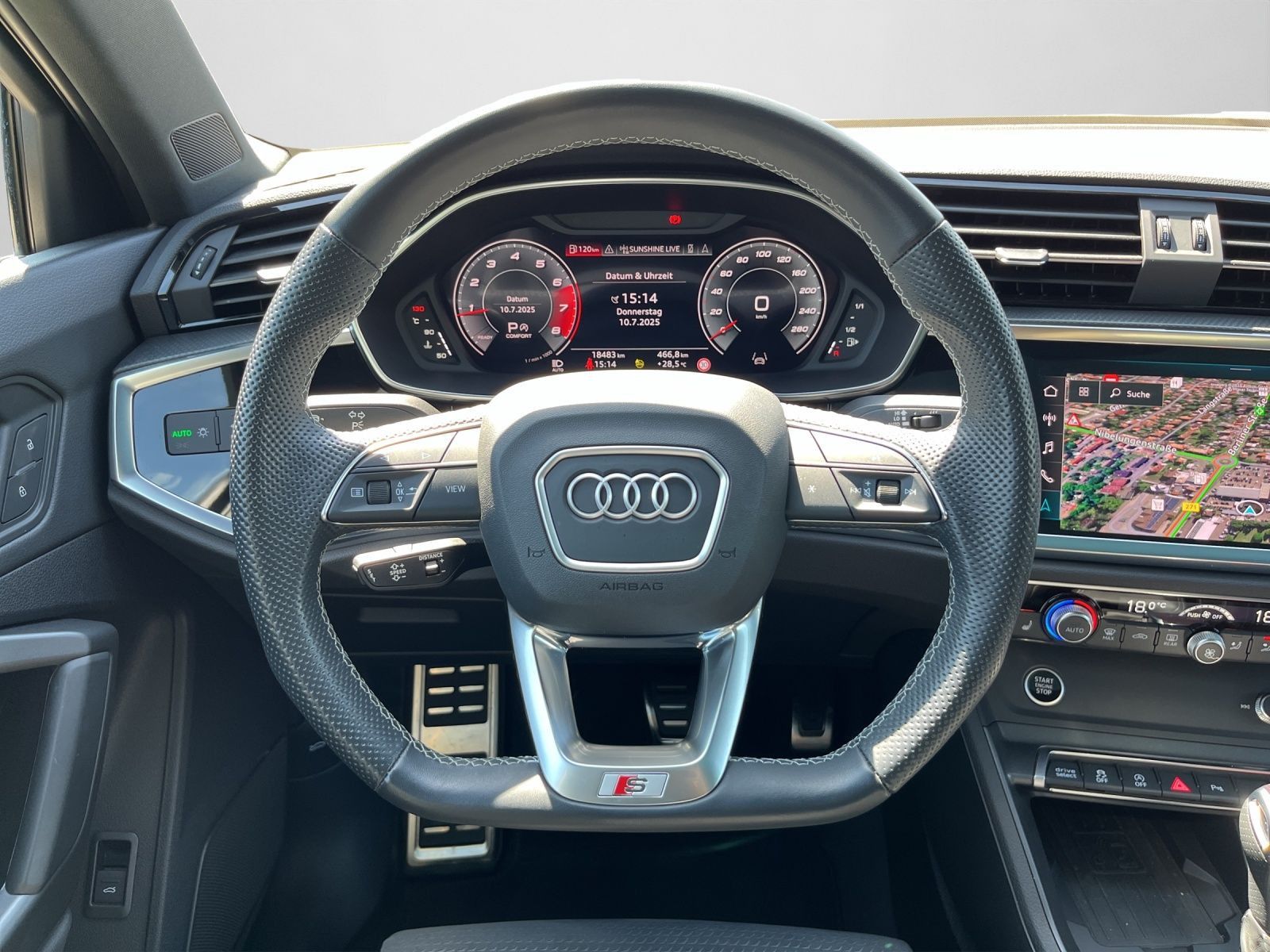 Audi Q3 40 TFSI S tronic S line - Samsaru's Car Outlet